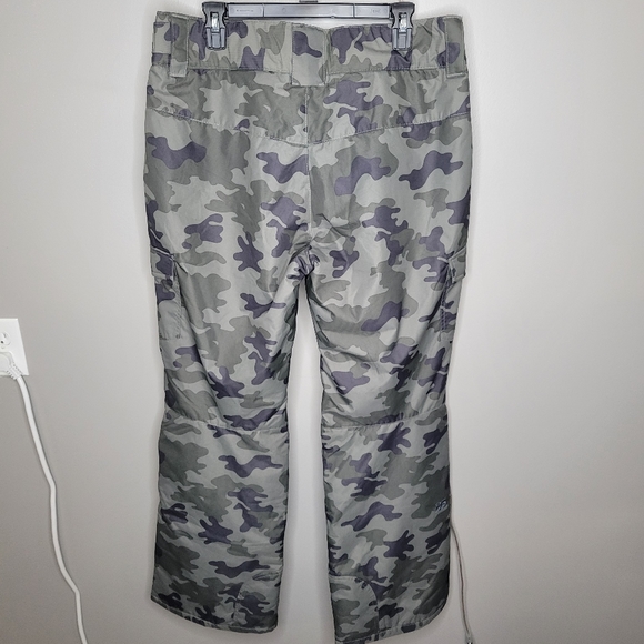 NWT ARCTIX Camo Cargo Snowpants Size XL - Picture 3 of 10